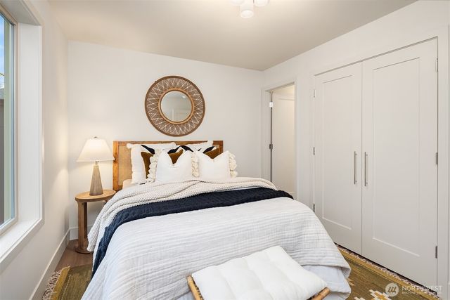 639 18th Avenue W, Kirkland, WA 98033