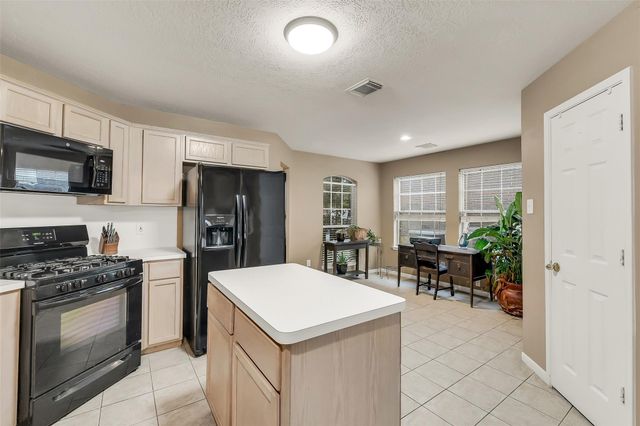 16830 Ship Anchor Drive, Friendswood, TX 77546
