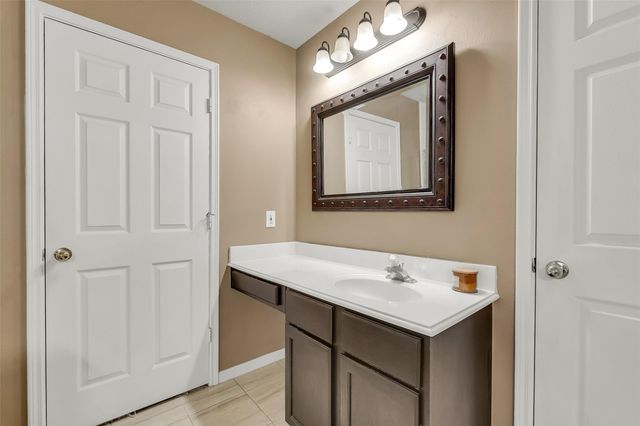 16830 Ship Anchor Drive, Friendswood, TX 77546