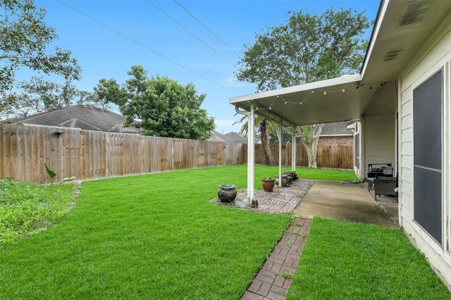 16830 Ship Anchor Drive, Friendswood, TX 77546