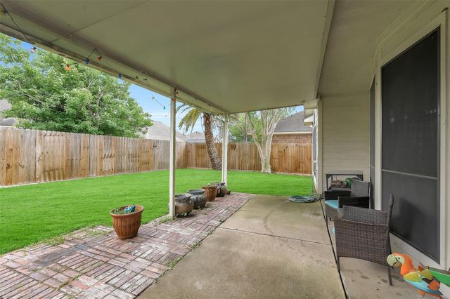 16830 Ship Anchor Drive, Friendswood, TX 77546