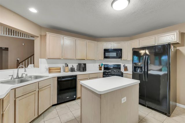 16830 Ship Anchor Drive, Friendswood, TX 77546