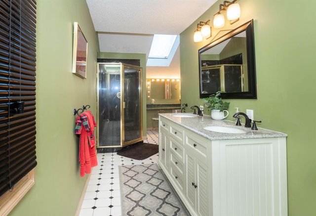 12 Bridle Way, Hurricane, WV 25526