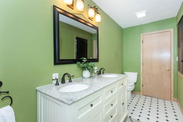 12 Bridle Way, Hurricane, WV 25526