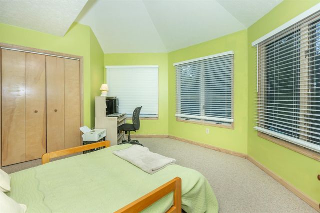 12 Bridle Way, Hurricane, WV 25526