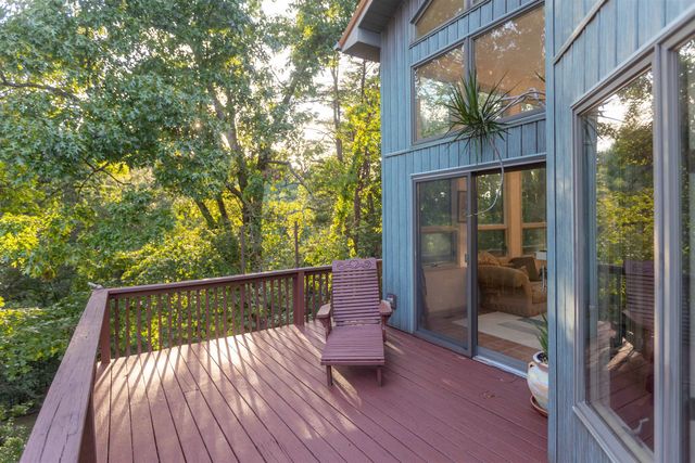 12 Bridle Way, Hurricane, WV 25526