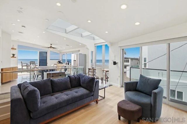 3786 Strandway 2, San Diego, CA 92109
