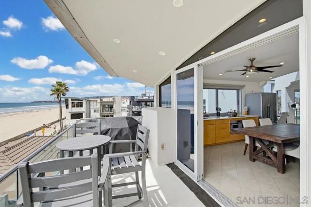 3786 Strandway 2, San Diego, CA 92109