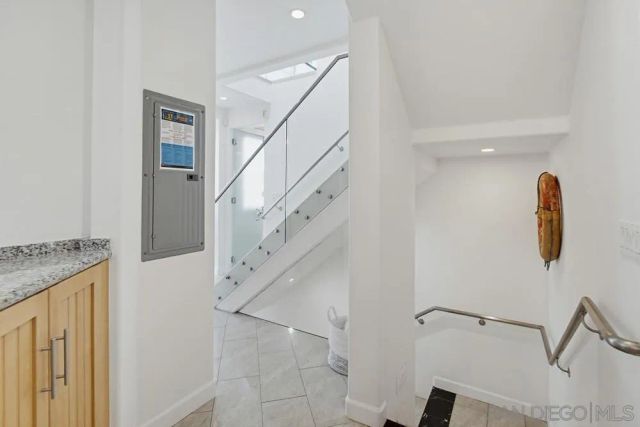 3786 Strandway 2, San Diego, CA 92109