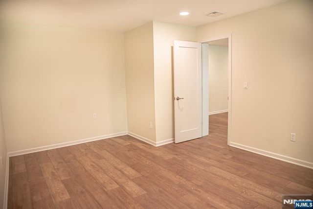 23 Lakeview Drive, Old Tappan, NJ 07675