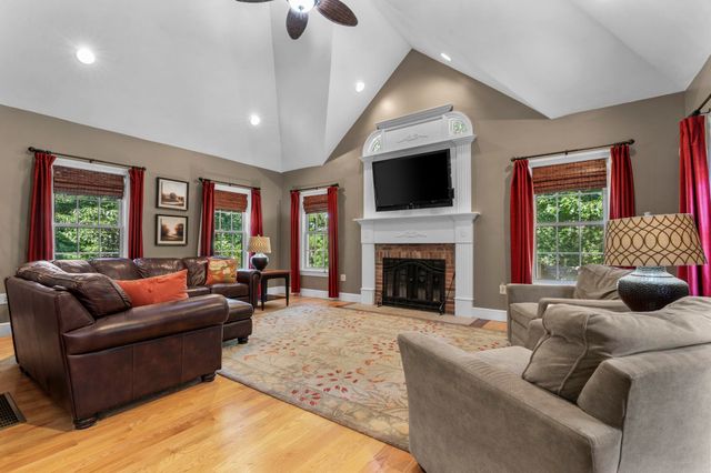3 Duston Road, Windham, NH 03087