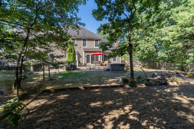3 Duston Road, Windham, NH 03087