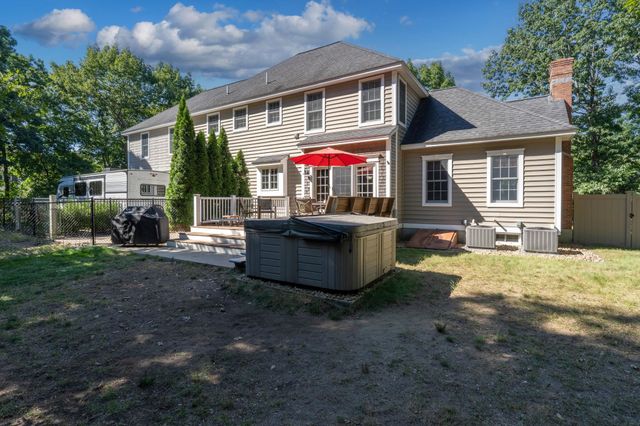 3 Duston Road, Windham, NH 03087