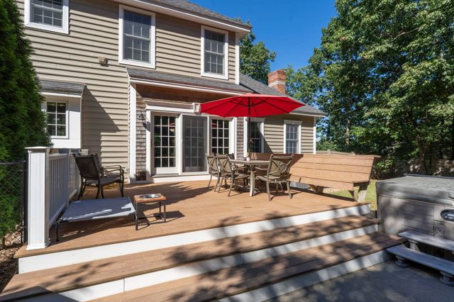 3 Duston Road, Windham, NH 03087