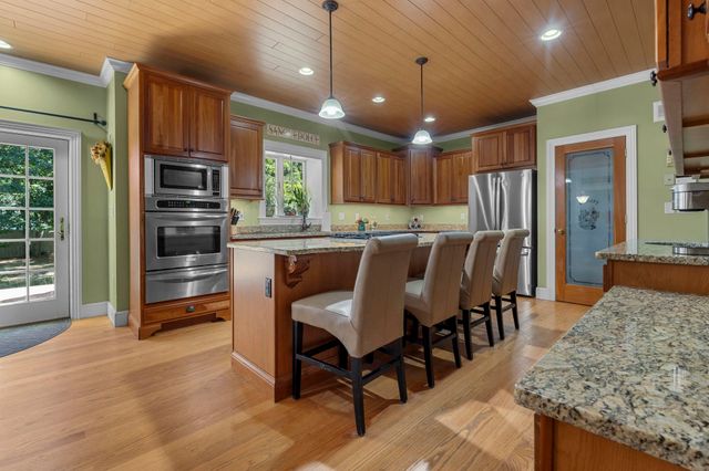 3 Duston Road, Windham, NH 03087