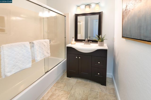 1743 Carmel Dr 23, Walnut Creek, CA 94596