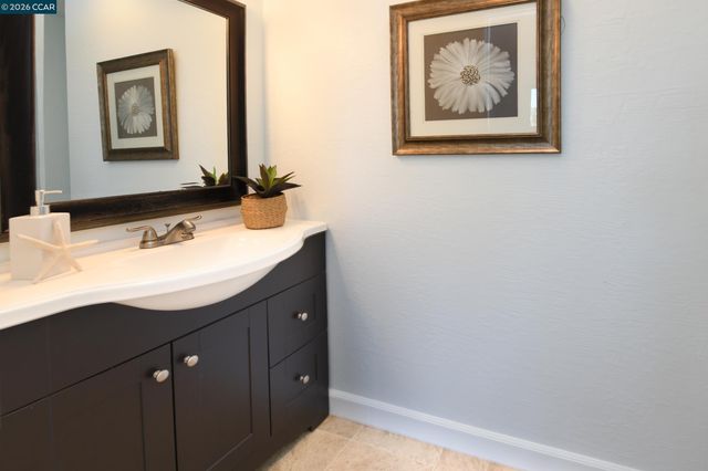 1743 Carmel Dr 23, Walnut Creek, CA 94596