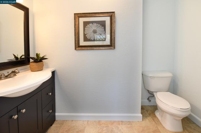 1743 Carmel Dr 23, Walnut Creek, CA 94596