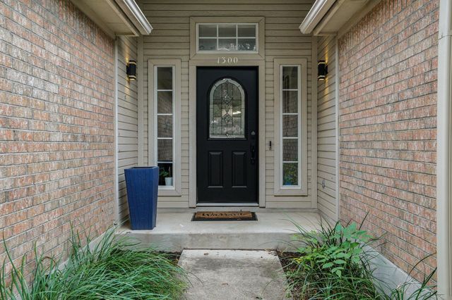 1300 White Dove CV, Cedar Park, TX 78613