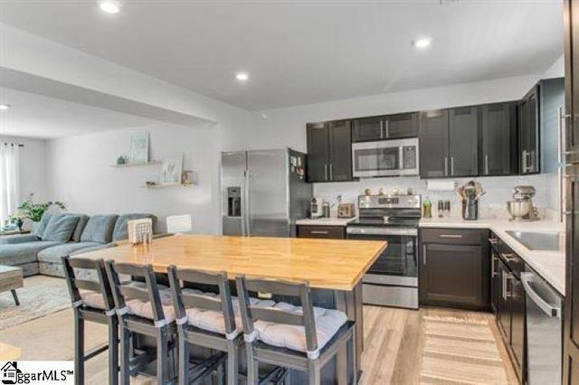 34 Tidworth Drive, Greer, SC 29651