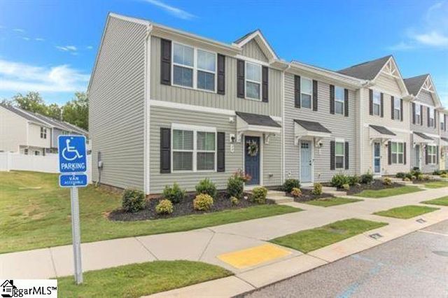 34 Tidworth Drive, Greer, SC 29651