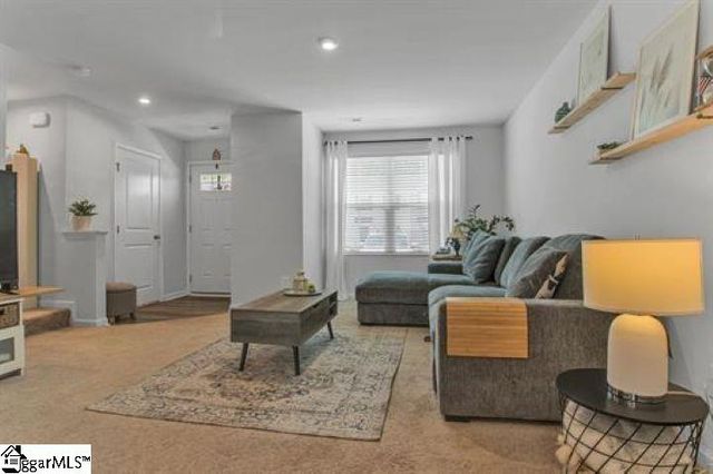 34 Tidworth Drive, Greer, SC 29651