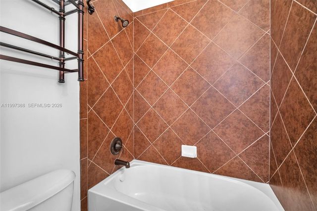 1148 SW 147th Avenue, Pembroke Pines, FL 33027