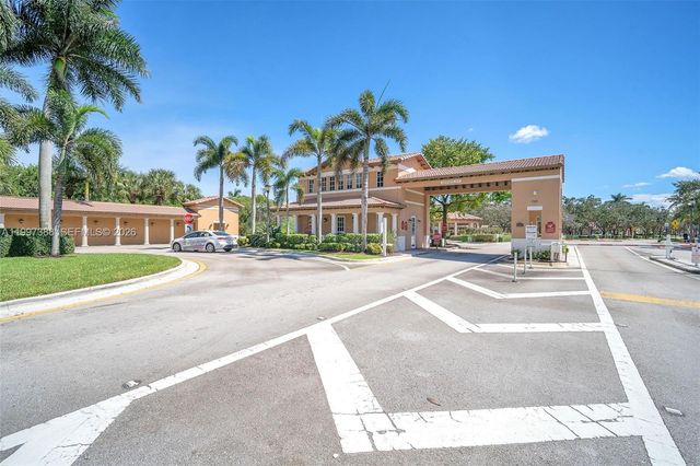 1148 SW 147th Avenue, Pembroke Pines, FL 33027