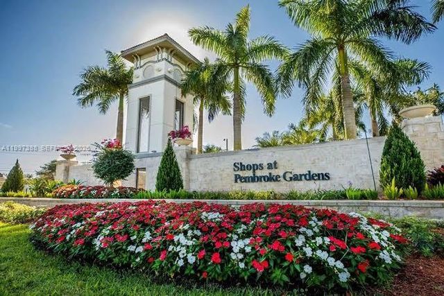 1148 SW 147th Avenue, Pembroke Pines, FL 33027