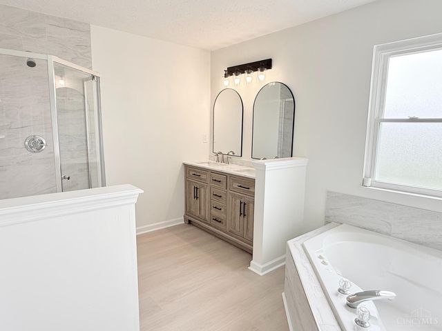 919 Greenwood Court, Trenton, OH 45067