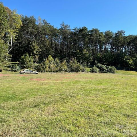 339 29th Avenue Drive NW, Hickory, NC 28601