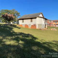 339 29th Avenue Drive NW, Hickory, NC 28601