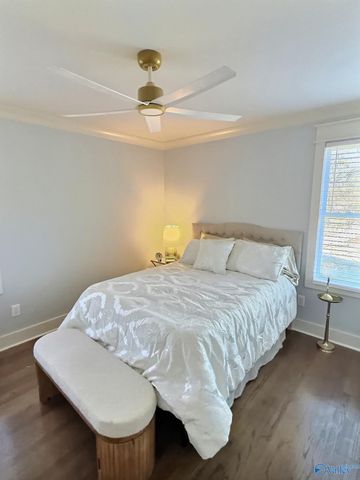 3406 Oakmont Avenue, Huntsville, AL 35810