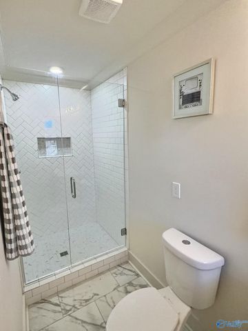 3406 Oakmont Avenue, Huntsville, AL 35810