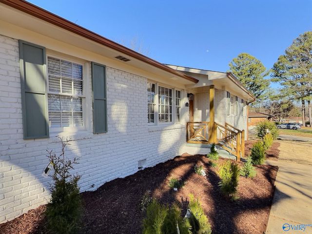 3406 Oakmont Avenue, Huntsville, AL 35810