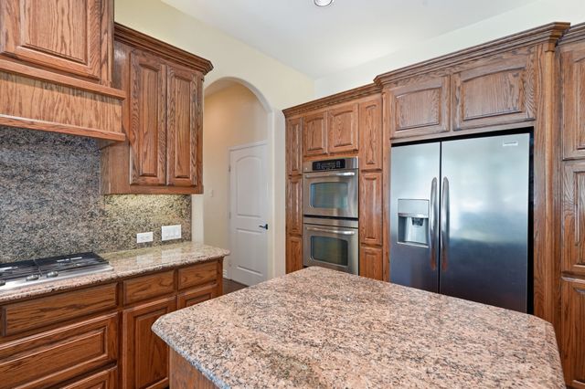 1000 Ridgeway Court, Lowry Crossing, TX 75069