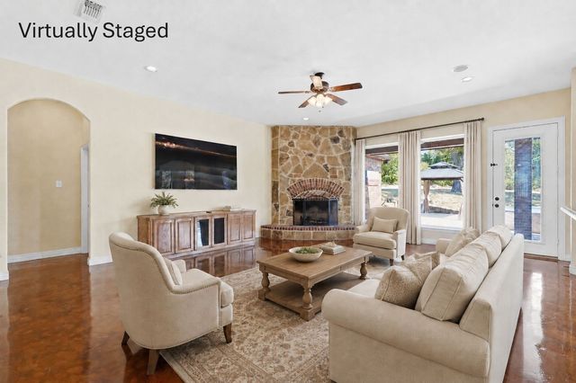 1000 Ridgeway Court, Lowry Crossing, TX 75069