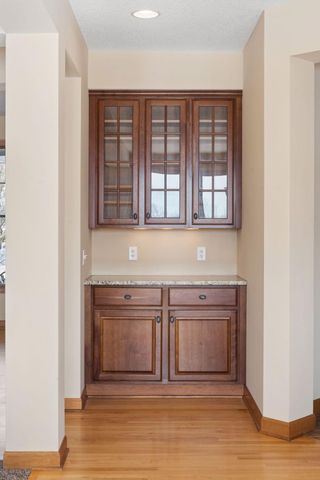 1745 Carriage Drive, Victoria, MN 55386