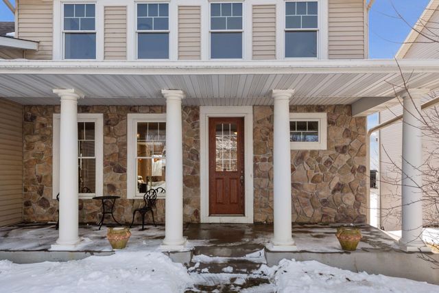 1745 Carriage Drive, Victoria, MN 55386