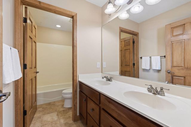 1745 Carriage Drive, Victoria, MN 55386