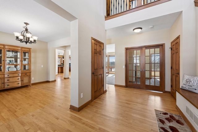 1745 Carriage Drive, Victoria, MN 55386