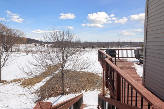 1745 Carriage Drive, Victoria, MN 55386