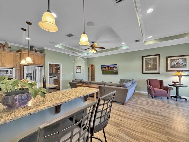 8130 King Henry Pl, Corpus Christi, TX 78414