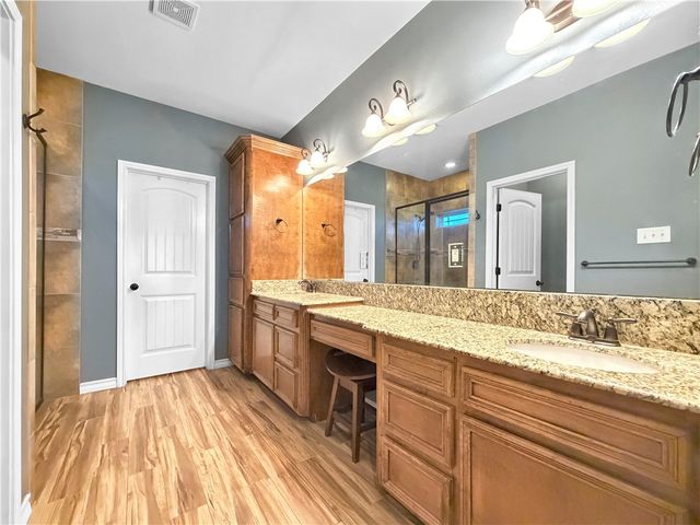 8130 King Henry Pl, Corpus Christi, TX 78414