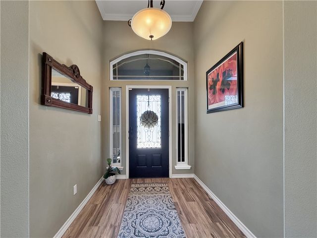8130 King Henry Pl, Corpus Christi, TX 78414