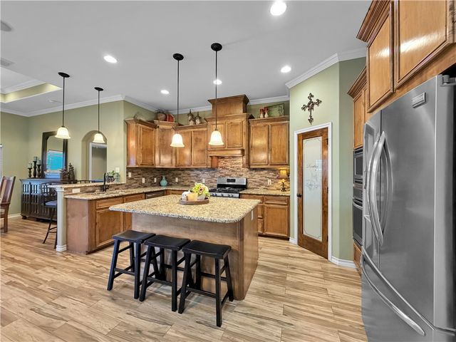 8130 King Henry Pl, Corpus Christi, TX 78414