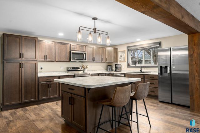 919 S Academy St Street, Lennox, SD 57039