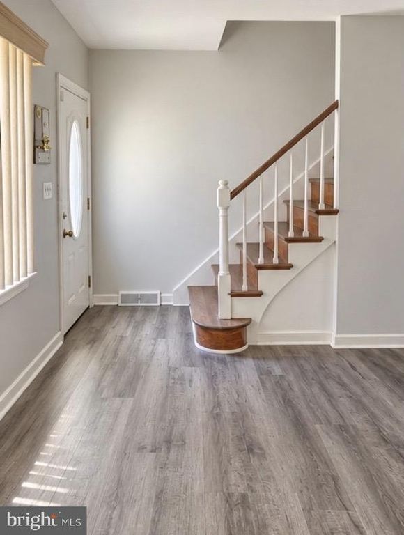 9 PLAZA CT, EWING, NJ 08628 — photo 3