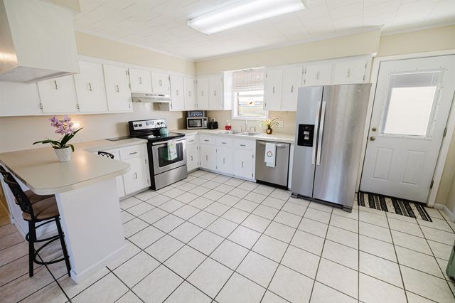 508 Cherry Dr, Thibodaux, LA 70301