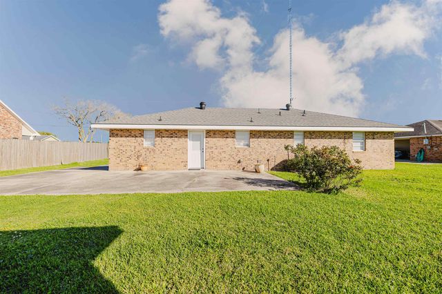 508 Cherry Dr, Thibodaux, LA 70301